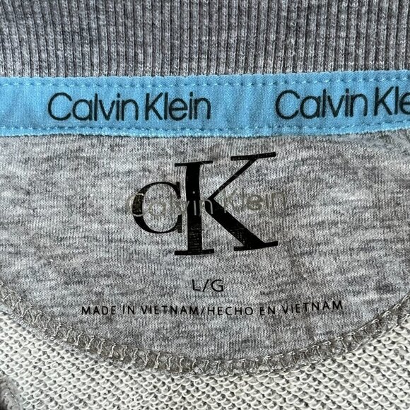 VTG Calvin Klein sz. Large Cropped Drop Shoulder Sweatshirt Blue Tie Dye - Picture 12 of 13